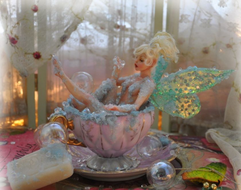   (TINK) SCULPTURE ART DOLL TEACUP FAIRY/FAE BY SUTHERLAND  